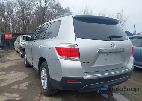 2011 Toyota Highlander Se V6 from USA, damaged, VIN 5TDBK3EH3BS071583